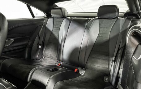 Mercedes-Benz E-Класс, 2019 год, 4 305 000 рублей, 10 фотография