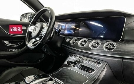 Mercedes-Benz E-Класс, 2019 год, 4 305 000 рублей, 9 фотография