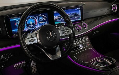 Mercedes-Benz E-Класс, 2019 год, 4 305 000 рублей, 25 фотография