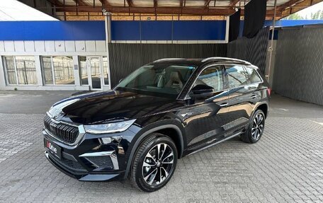 Skoda Kodiaq I, 2023 год, 3 900 000 рублей, 2 фотография