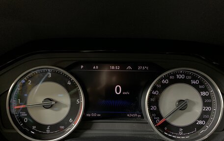 Volkswagen Touareg III, 2018 год, 4 875 000 рублей, 14 фотография