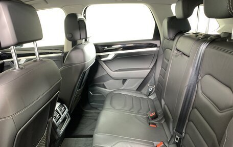 Volkswagen Touareg III, 2018 год, 4 875 000 рублей, 18 фотография