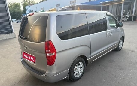 Hyundai H-1 II рестайлинг, 2013 год, 2 100 000 рублей, 6 фотография