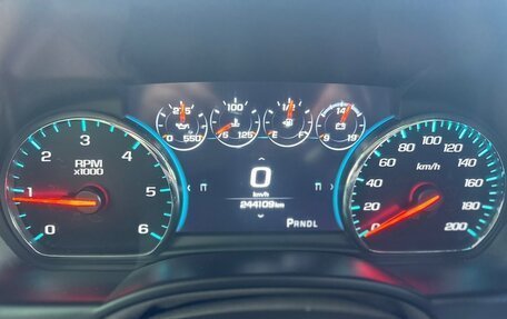 Chevrolet Tahoe IV, 2019 год, 5 000 000 рублей, 10 фотография