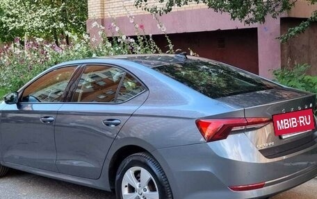 Skoda Octavia IV, 2021 год, 2 250 000 рублей, 2 фотография