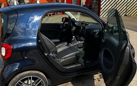 Smart Fortwo III, 2017 год, 2 900 000 рублей, 5 фотография