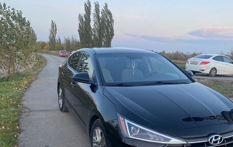Hyundai Elantra VI рестайлинг, 2019 год, 1 620 000 рублей, 2 фотография