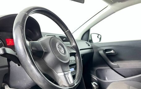 Volkswagen Polo VI (EU Market), 2013 год, 710 000 рублей, 23 фотография