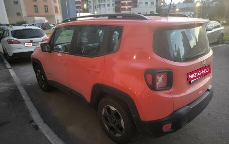 Jeep Renegade I рестайлинг, 2018 год, 1 480 000 рублей, 4 фотография