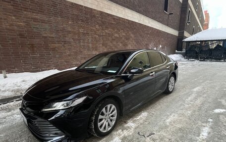 Toyota Camry, 2019 год, 2 705 000 рублей, 3 фотография
