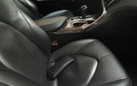 Toyota Camry, 2019 год, 2 705 000 рублей, 6 фотография