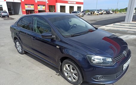 Volkswagen Polo VI (EU Market), 2012 год, 720 000 рублей, 2 фотография