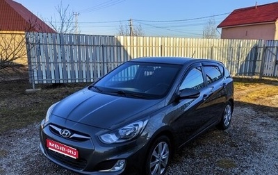 Hyundai Solaris II рестайлинг, 2011 год, 900 000 рублей, 1 фотография