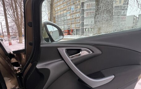 Opel Astra J, 2013 год, 1 030 000 рублей, 12 фотография