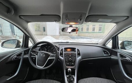 Opel Astra J, 2013 год, 1 030 000 рублей, 10 фотография