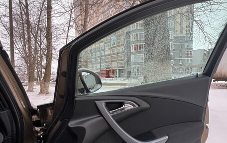 Opel Astra J, 2013 год, 1 030 000 рублей, 11 фотография