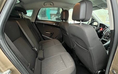Opel Astra J, 2013 год, 1 030 000 рублей, 18 фотография