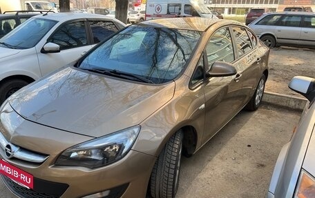 Opel Astra J, 2013 год, 1 030 000 рублей, 3 фотография