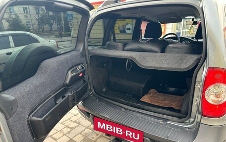 Chevrolet Niva I рестайлинг, 2015 год, 785 000 рублей, 14 фотография