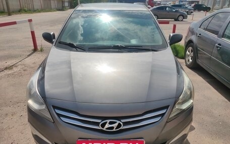 Hyundai Solaris II рестайлинг, 2015 год, 630 000 рублей, 5 фотография