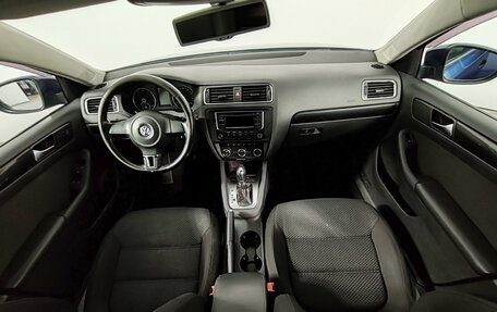 Volkswagen Jetta VI, 2014 год, 935 000 рублей, 14 фотография