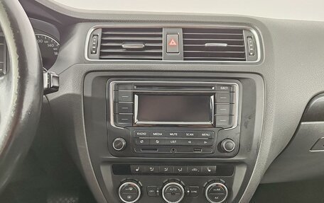Volkswagen Jetta VI, 2014 год, 935 000 рублей, 15 фотография
