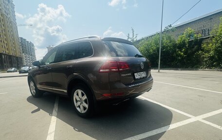 Volkswagen Touareg III, 2013 год, 1 950 000 рублей, 3 фотография