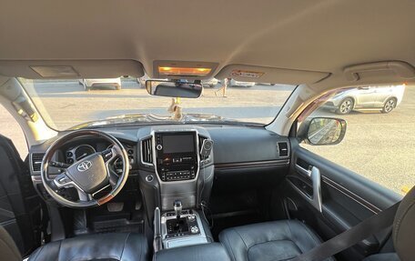 Toyota Land Cruiser 200, 2016 год, 6 500 000 рублей, 12 фотография