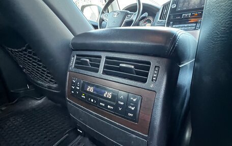 Toyota Land Cruiser 200, 2016 год, 6 500 000 рублей, 26 фотография