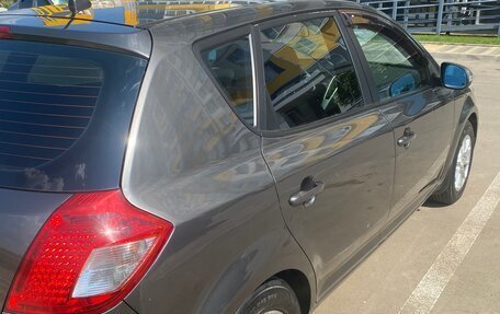 KIA cee'd I рестайлинг, 2010 год, 750 000 рублей, 8 фотография