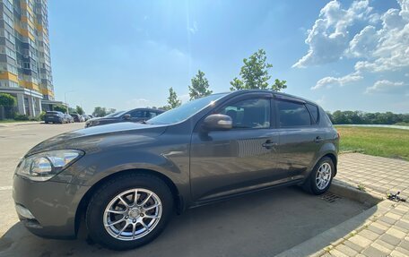 KIA cee'd I рестайлинг, 2010 год, 750 000 рублей, 3 фотография