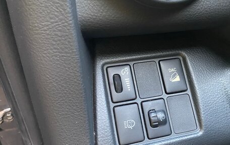 Toyota RAV4, 2010 год, 1 270 000 рублей, 21 фотография