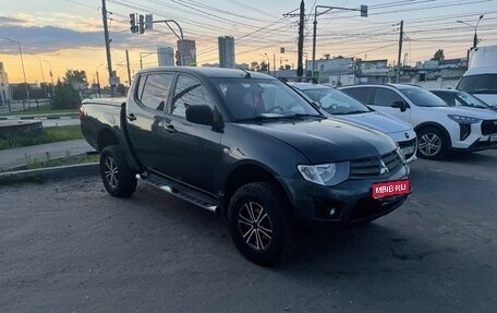 Mitsubishi L200 IV рестайлинг, 2013 год, 1 150 000 рублей, 1 фотография