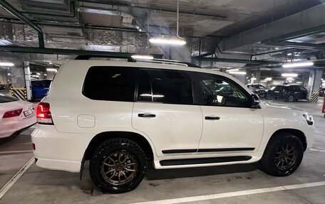 Toyota Land Cruiser 200, 2016 год, 7 000 000 рублей, 3 фотография