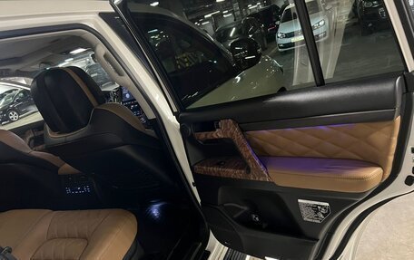 Toyota Land Cruiser 200, 2016 год, 7 000 000 рублей, 14 фотография