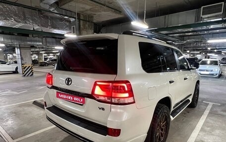 Toyota Land Cruiser 200, 2016 год, 7 000 000 рублей, 4 фотография