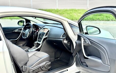 Opel Astra J, 2013 год, 990 000 рублей, 9 фотография