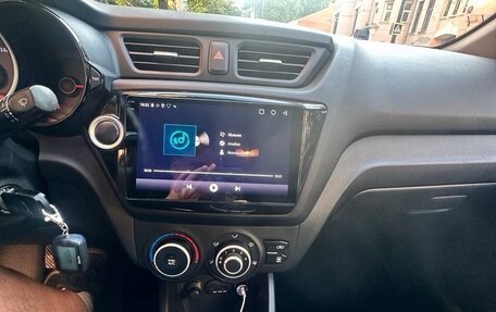 KIA Rio III рестайлинг, 2012 год, 950 000 рублей, 17 фотография
