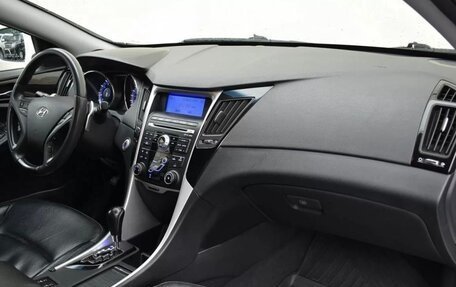 Hyundai Sonata VI, 2010 год, 1 050 000 рублей, 6 фотография
