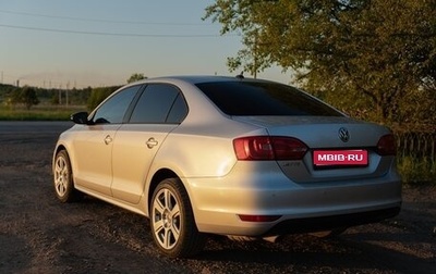 Volkswagen Jetta VI, 2013 год, 850 000 рублей, 1 фотография