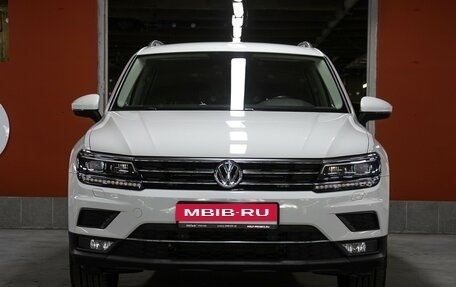 Volkswagen Tiguan II, 2017 год, 2 149 000 рублей, 2 фотография
