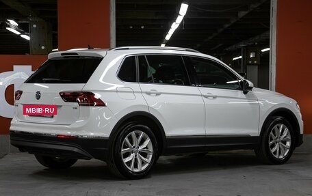 Volkswagen Tiguan II, 2017 год, 2 149 000 рублей, 5 фотография