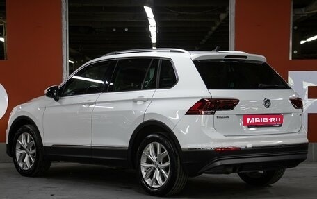 Volkswagen Tiguan II, 2017 год, 2 149 000 рублей, 7 фотография