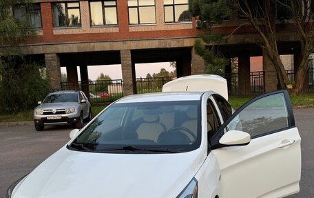 Hyundai Solaris II рестайлинг, 2016 год, 900 000 рублей, 12 фотография