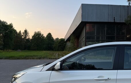 Hyundai Solaris II рестайлинг, 2016 год, 900 000 рублей, 17 фотография