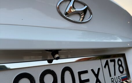 Hyundai Solaris II рестайлинг, 2016 год, 900 000 рублей, 18 фотография