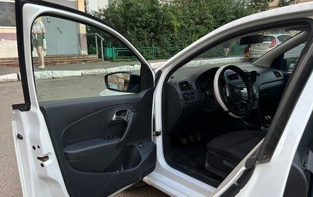 Volkswagen Polo VI (EU Market), 2017 год, 790 000 рублей, 14 фотография