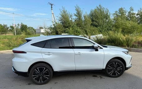 Toyota Venza, 2023 год, 5 200 000 рублей, 4 фотография