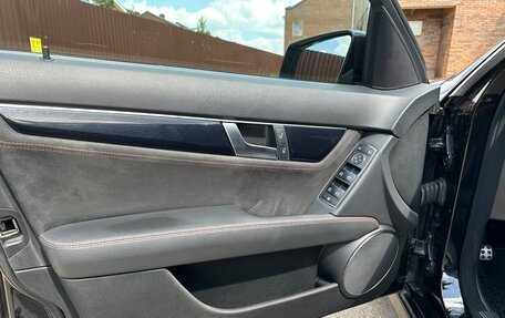 Mercedes-Benz C-Класс, 2013 год, 2 050 000 рублей, 32 фотография