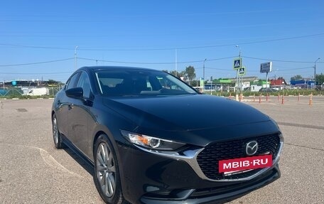 Mazda 3, 2019 год, 1 900 000 рублей, 3 фотография